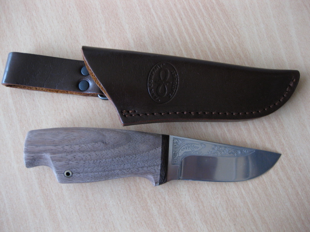 Нож "Нерпа" (дерево), 100*13